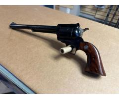Ruger NEW MODEL SUPER BLACKHAWK SINGLE ACTION 6 SHOT REVOLVER .44 mag.