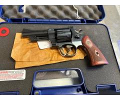Smith & Wesson Model 27 Classic .357 Magnum