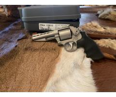 Smith & Wesson PC Model 686 .357 Magnum