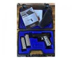 Dan Wesson Valor semi-automatic pistol in 45 Auto