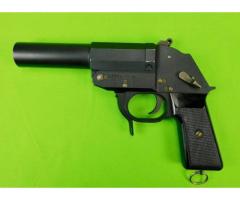 Vintage East German Germany LP1 Flare Gun