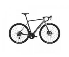 2026 Canyon Ultimate CFR Di2 Road Bike (WORLDRACYCLES)
